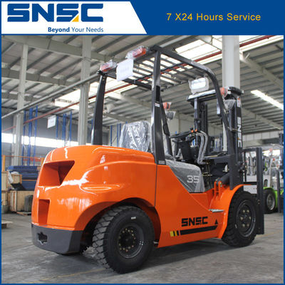 3.5T Xe nâng diesel nhỏ Máy nâng diesel màu cam Máy nâng Isuzu Nhật Bản