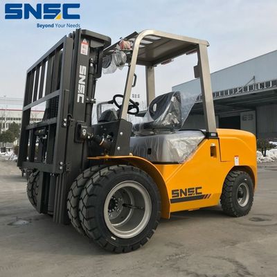 3000mm-7000mm Độ cao nâng Xe nâng diesel xe nâng 4000kg