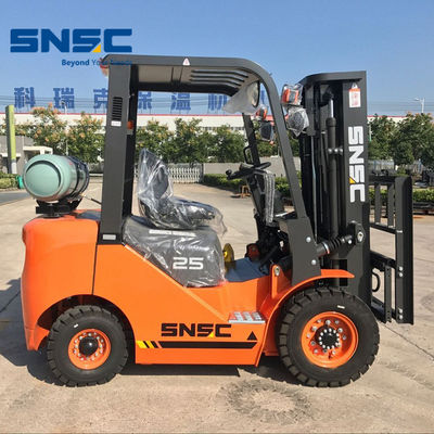 FL25 LPG Gas Forklift Nhật Bản Nissan K25 LPG Truck SNSC