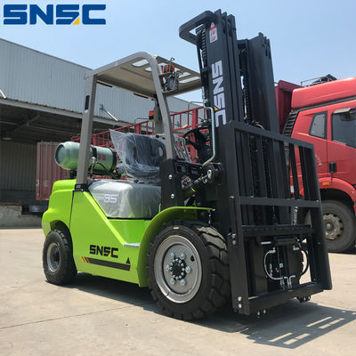 SNSC Xe nâng 3.5 tấn chạy bằng xăng