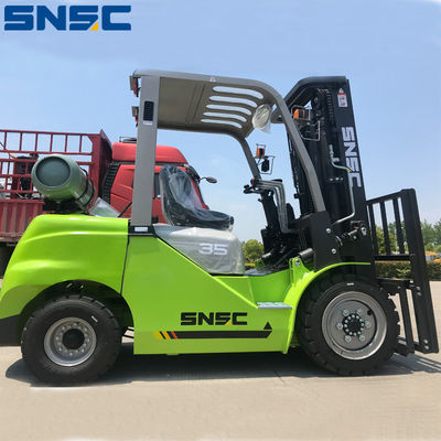 SNSC Xe nâng 3.5 tấn chạy bằng xăng