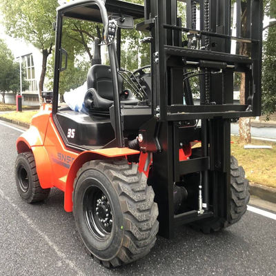 3.5 tấn 4x4 xe nâng nhỏ địa hình gồ ghề xe nâng FD35 động cơ diesel
