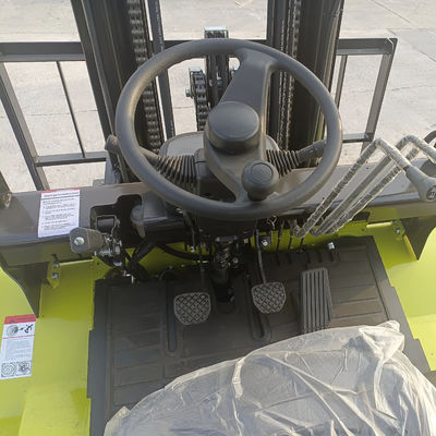 3000kg 3500kg Tất cả bánh xe dẫn động xe nâng ba cột Diesel xe nâng