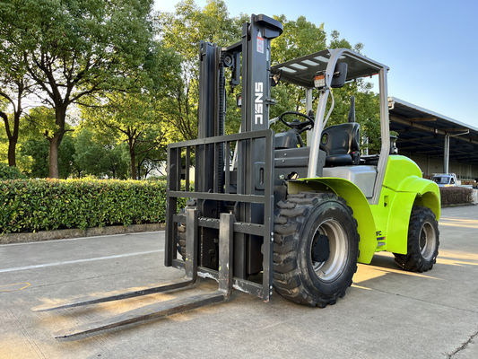 3000kg-5000kg 4wd Đường cao ga ngoài đường Đường cao ga nâng xe nâng